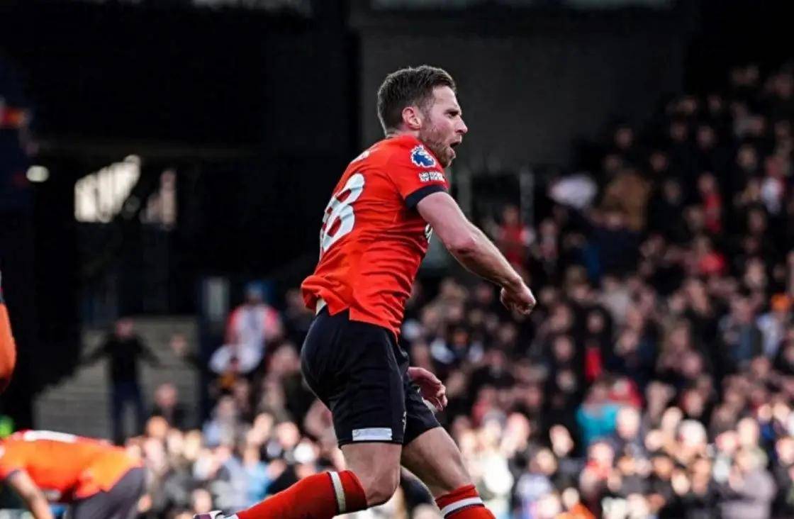 阿森纳客场惨败伯恩利,遭遇连败 阿森纳客场惨败伯恩利,遭遇连败