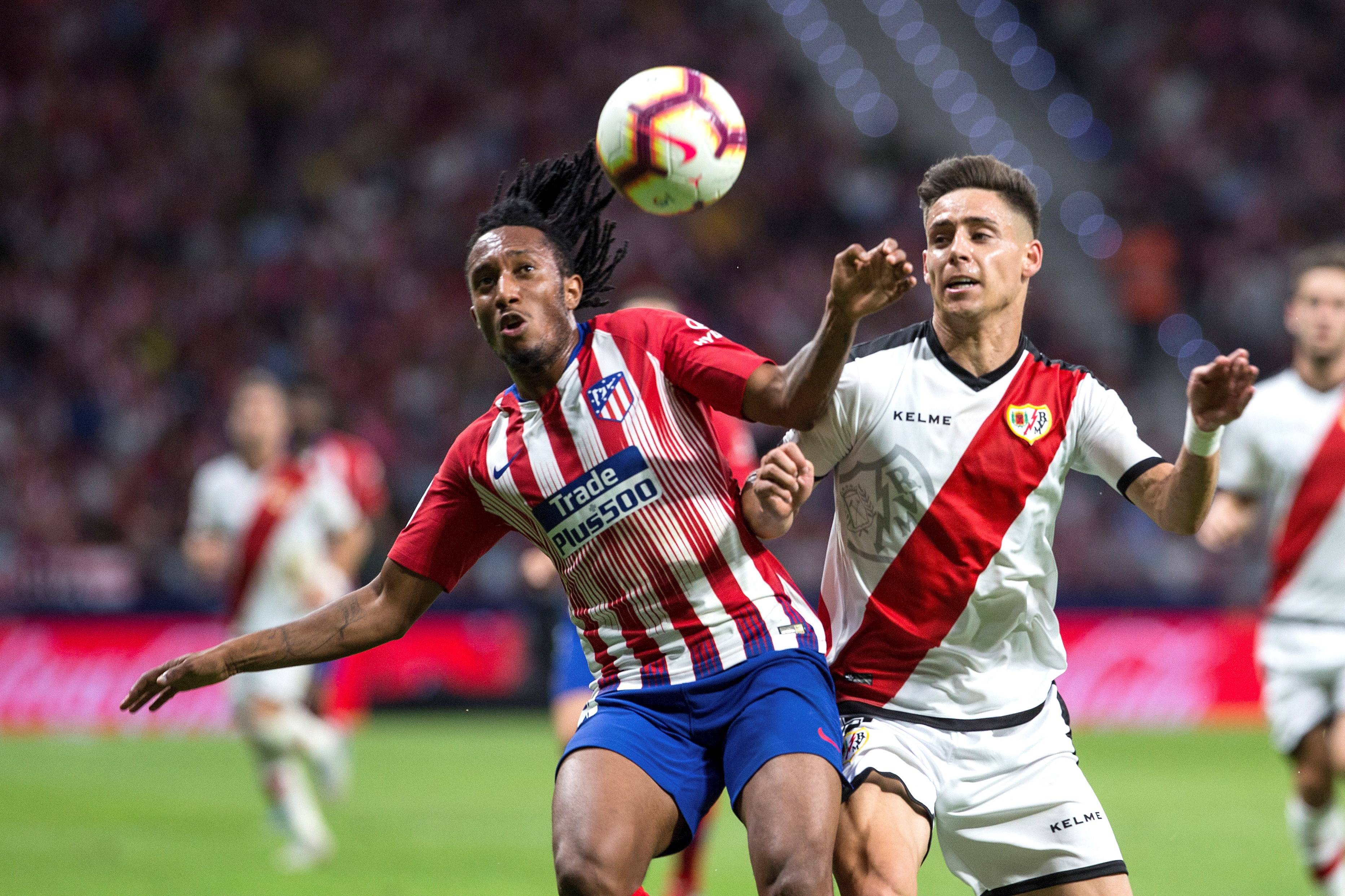 包含马德里竞技主场告捷，西甲劲旅稳坐榜首的词条