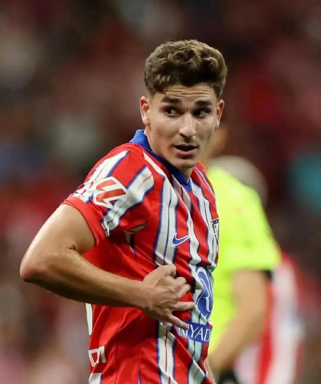 开云平台-年轻球员崭露头角，为球队带来新活力的简单介绍