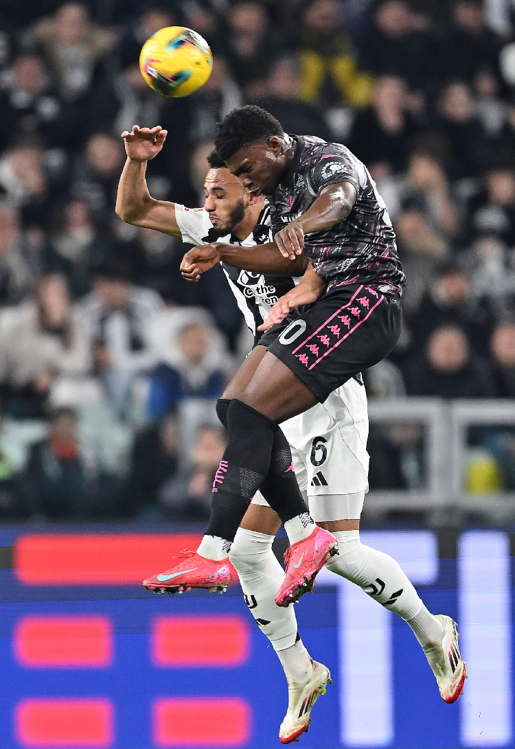 意大利队在点球大战中战胜奥地利 意大利队在点球大战中战胜奥地利