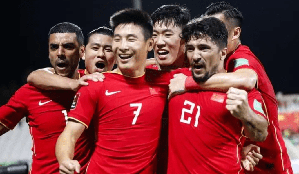 保加利亚队备战比赛,全力以赴争取三分的简单介绍 保加利亚队备战比赛,全力以赴争取三分的简单介绍