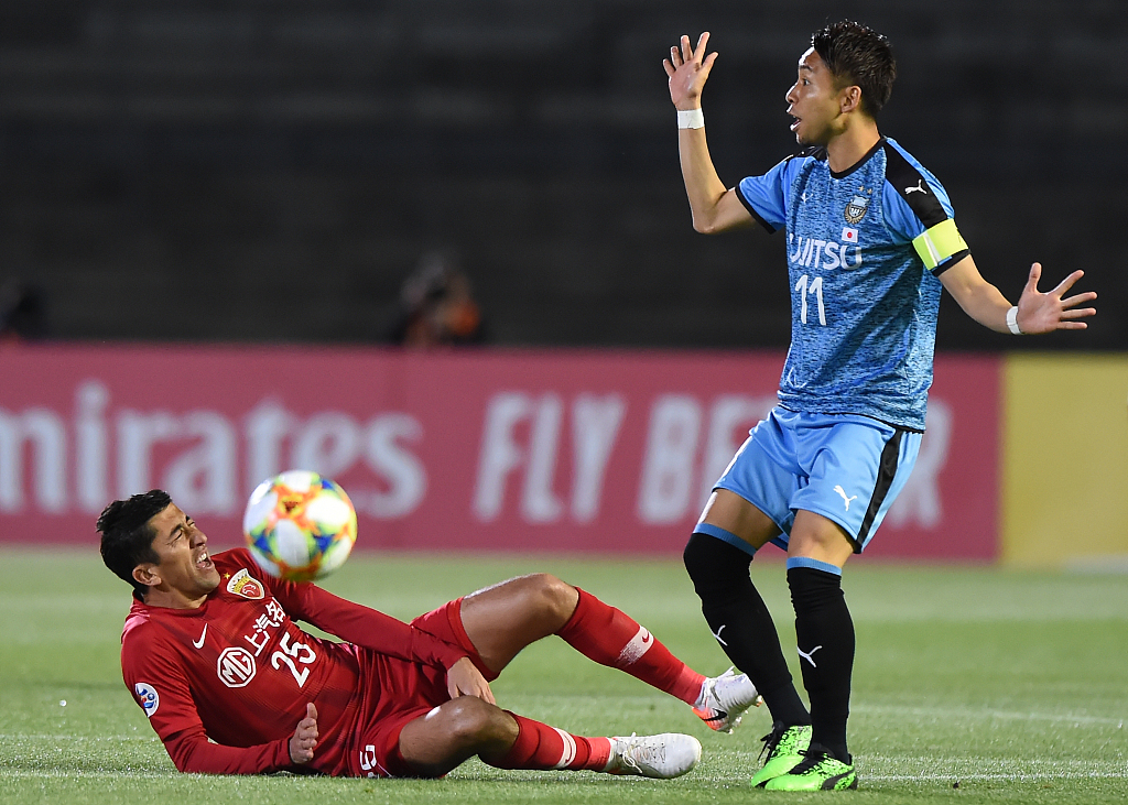 包含上港后防线稳固,极速反击瞄准对手大门的词条 包含上港后防线稳固,极速反击瞄准对手大门的词条