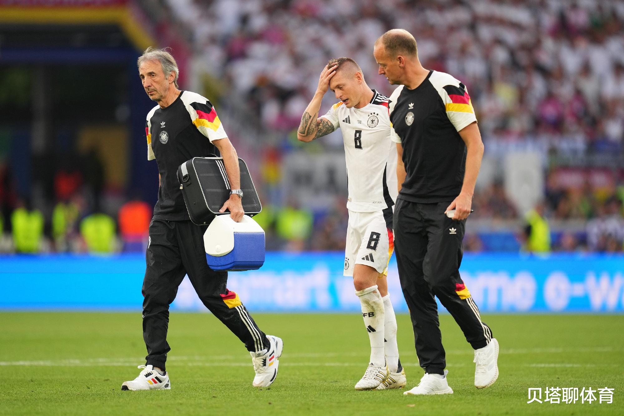 包含欧洲球队团结一心,赢得胜利晋级的词条 包含欧洲球队团结一心,赢得胜利晋级的词条