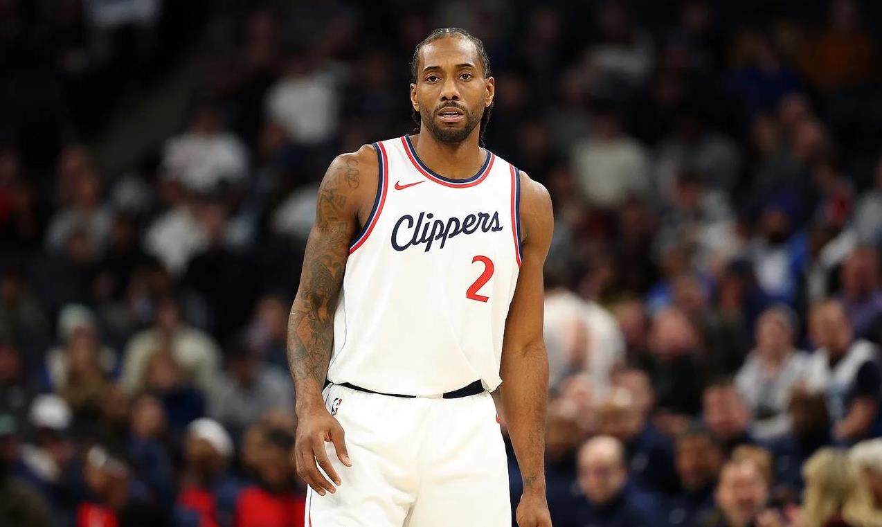 快船惨遭逆转,莱昂纳德带球破坏再被削的简单介绍 快船惨遭逆转,莱昂纳德带球破坏再被削的简单介绍