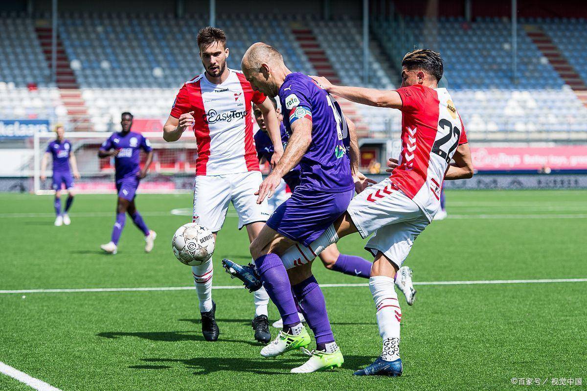 乌迪内斯队士气高涨,力争保级成功 乌迪内斯队士气高涨,力争保级成功