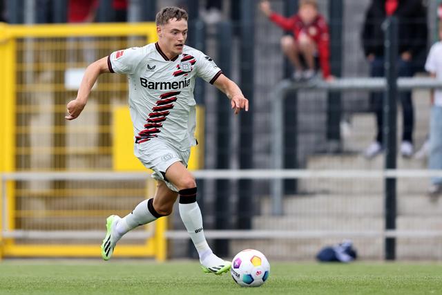 包含拜仁慕尼黑逆转斯帕尔,一举晋级的词条 包含拜仁慕尼黑逆转斯帕尔,一举晋级的词条