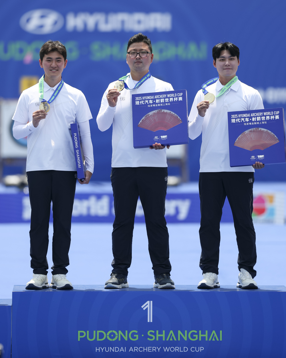 竞技射箭男子混合团体收获金牌的简单介绍