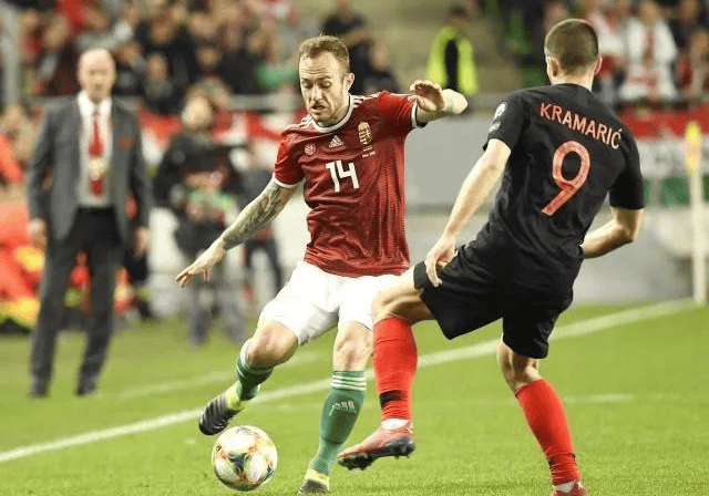 波兰客场击败匈牙利,晋级欧洲国家杯资格赛 波兰客场击败匈牙利,晋级欧洲国家杯资格赛