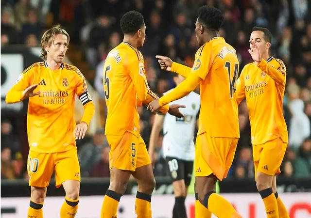 包含瓦伦西亚挑战皇家社会:谁将笑到最后?的词条 包含瓦伦西亚挑战皇家社会:谁将笑到最后?的词条