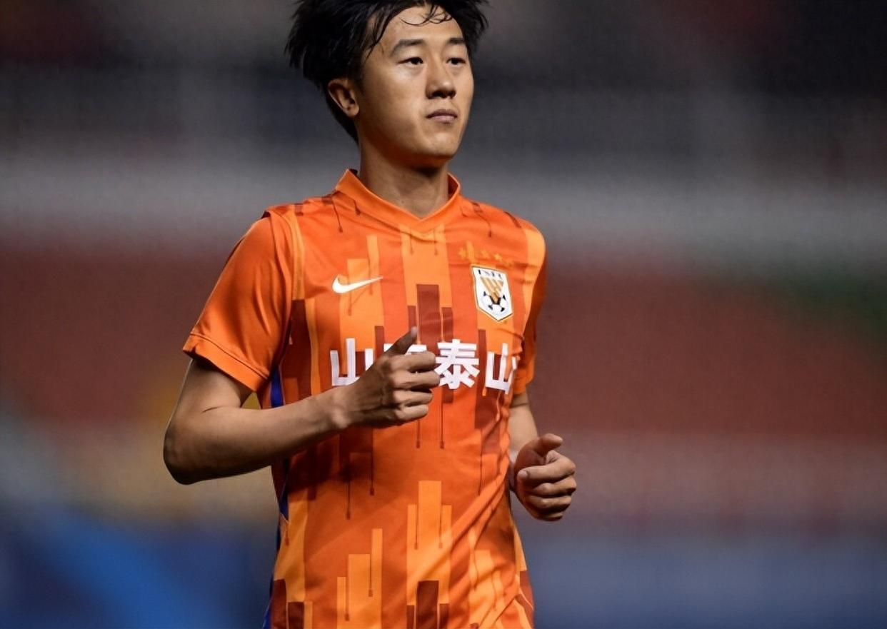 鲁能主场-大胜,继续保持追赶态势的简单介绍 鲁能主场-大胜,继续保持追赶态势的简单介绍