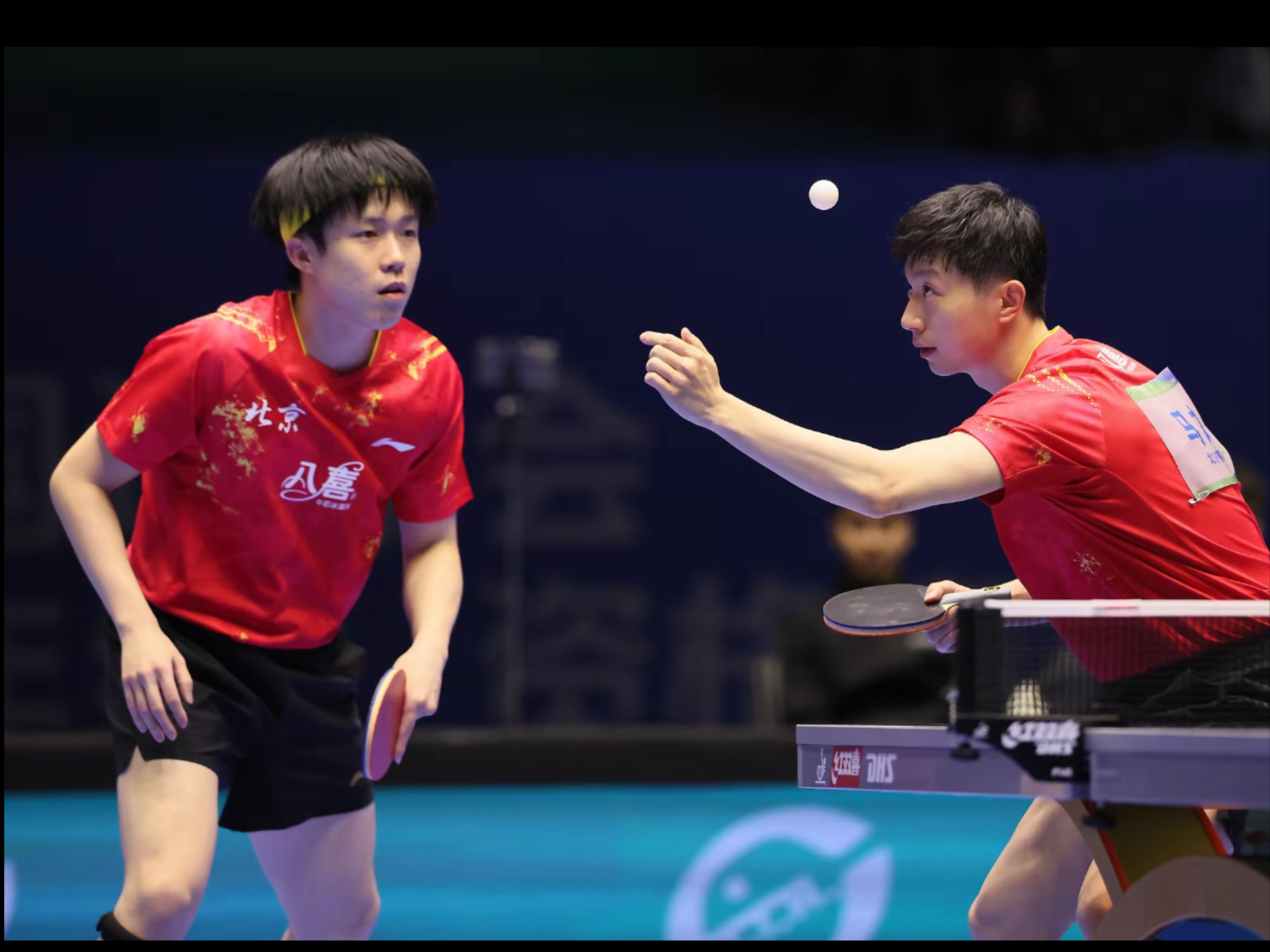 包含队员默契配合,与对手周旋挑战激烈全力以赴的词条 包含队员默契配合,与对手周旋挑战激烈全力以赴的词条