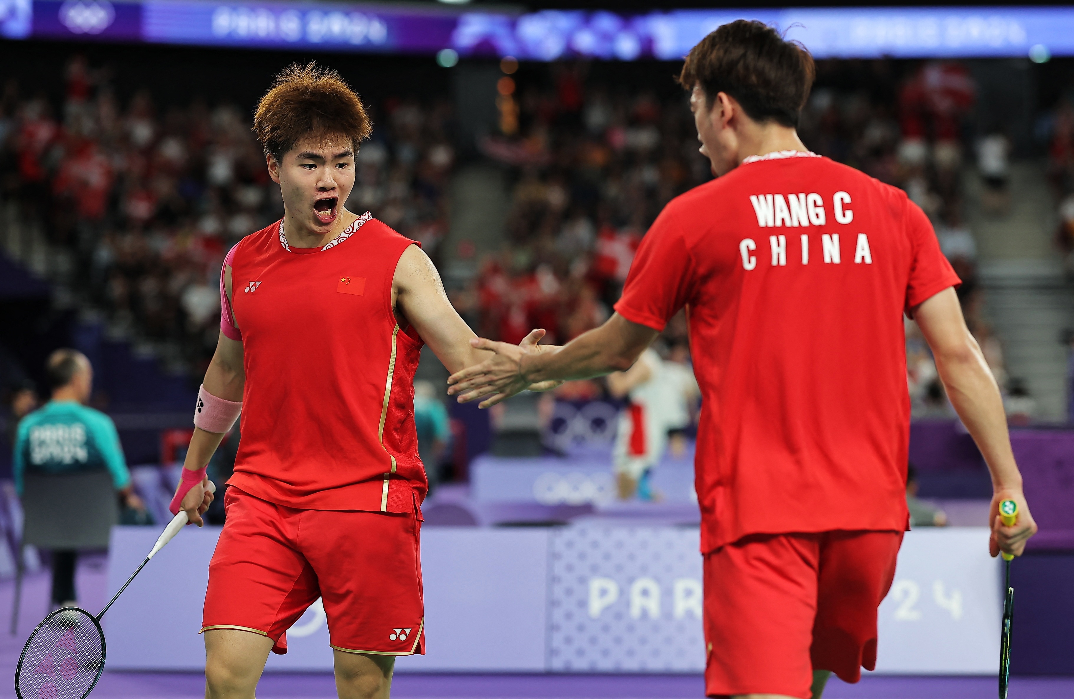 中国队在羽毛球比赛中连胜晋级决赛 中国队在羽毛球比赛中连胜晋级决赛