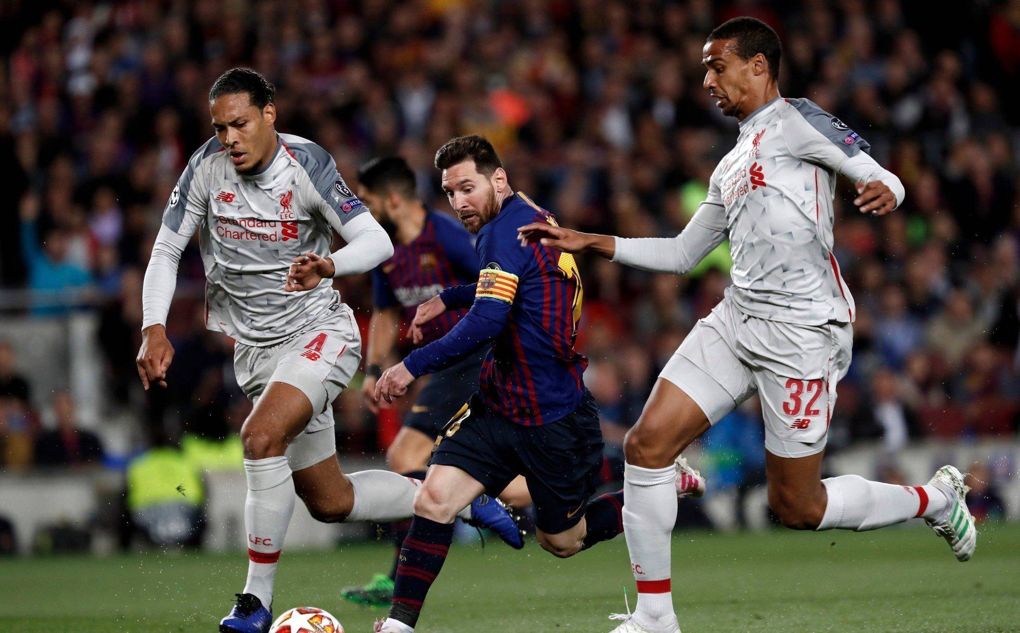 包含热血激荡的足球比赛，胜者笑到最后的词条