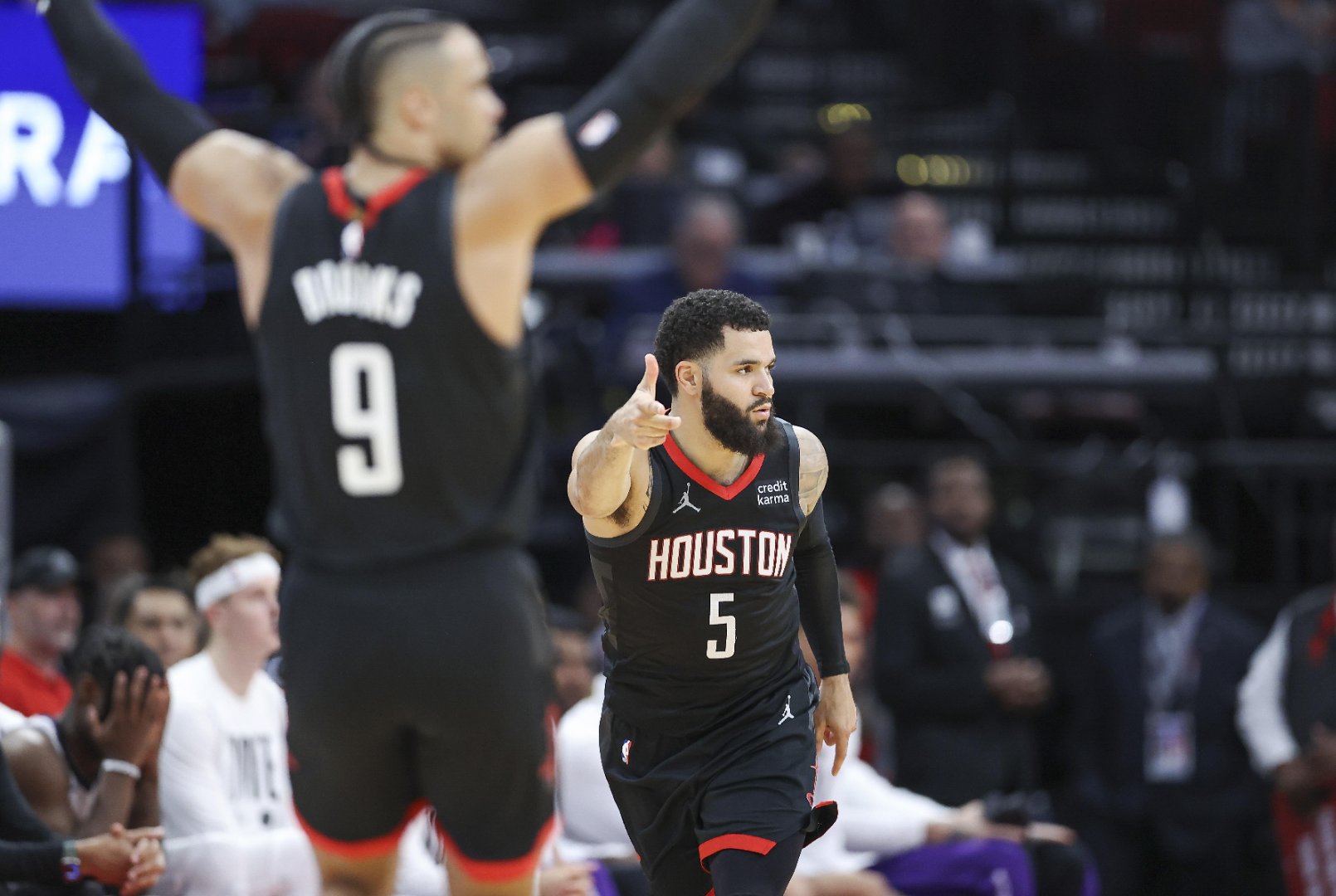 包含雄火队连胜多场比赛,士气高昂备战决赛的词条 包含雄火队连胜多场比赛,士气高昂备战决赛的词条