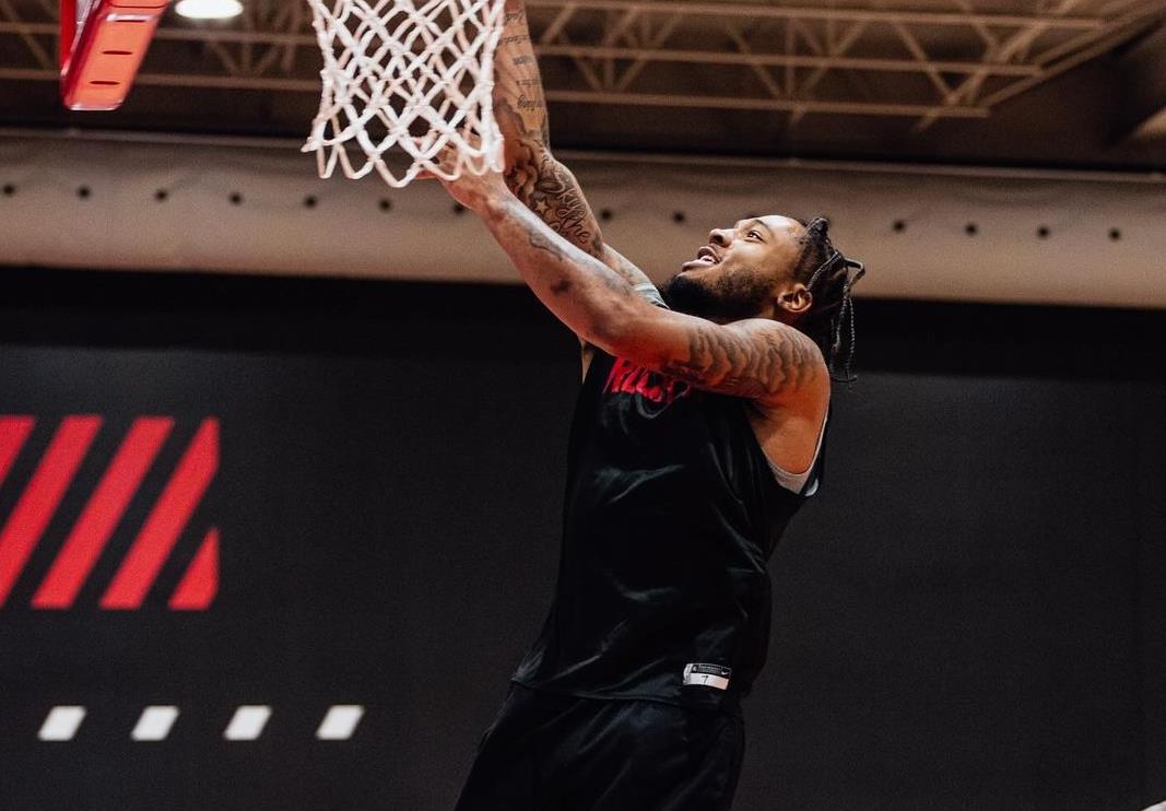 包含雄火队连胜多场比赛,士气高昂备战决赛的词条 包含雄火队连胜多场比赛,士气高昂备战决赛的词条