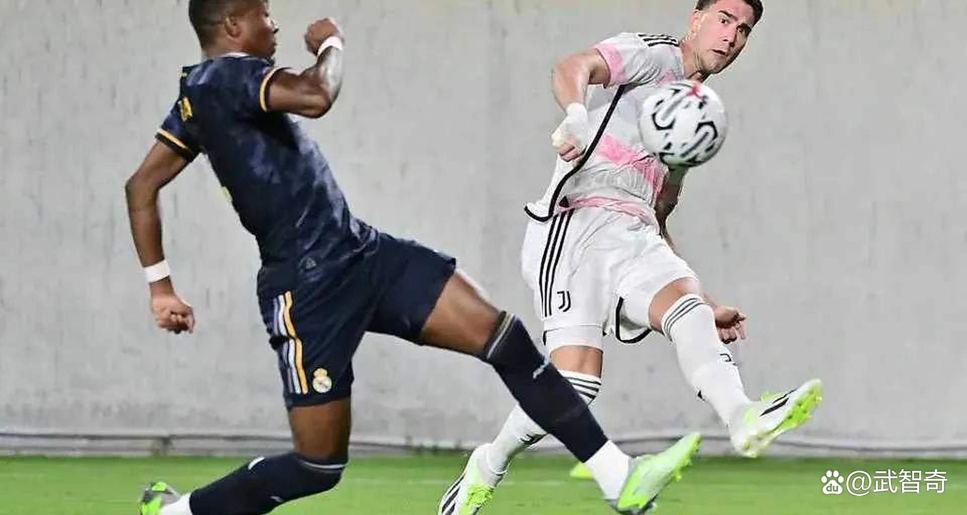 神秘对决!亚洲足球巨星争夺胜利 神秘对决!亚洲足球巨星争夺胜利