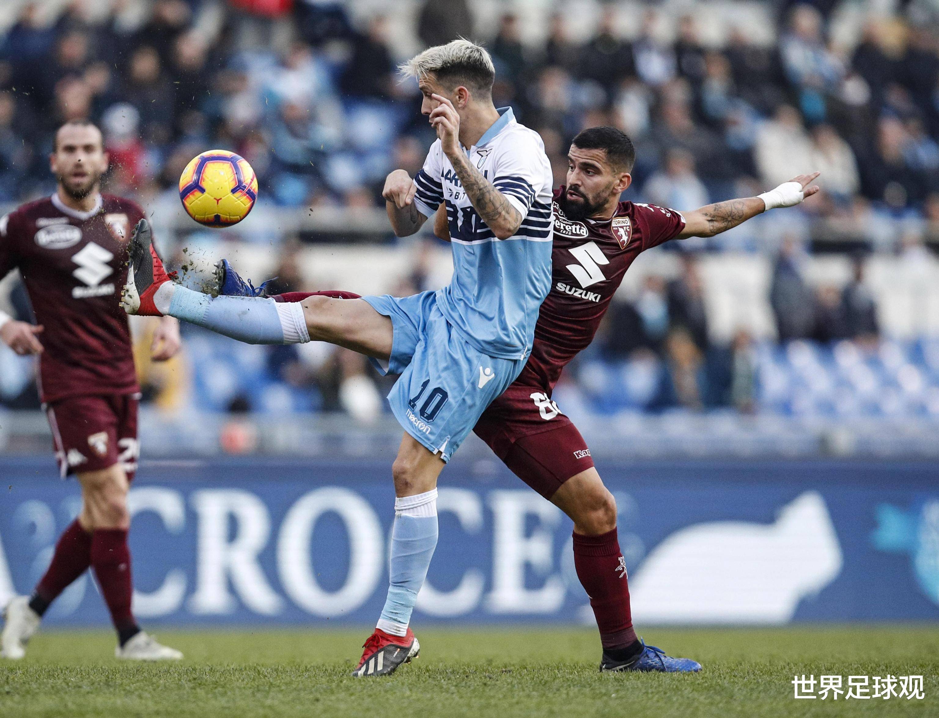 捷克队惊险晋级,战胜荷兰跻身下一轮 捷克队惊险晋级,战胜荷兰跻身下一轮