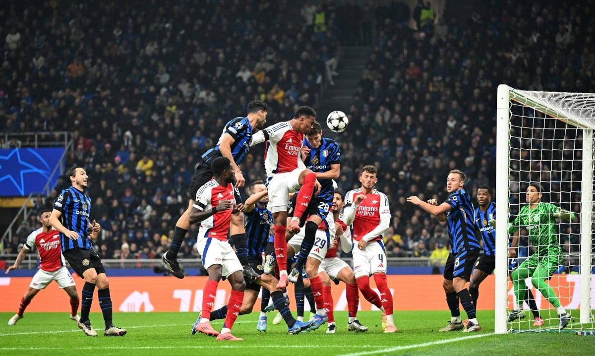 英超联赛热身赛落幕，顶尖球队备战新赛季