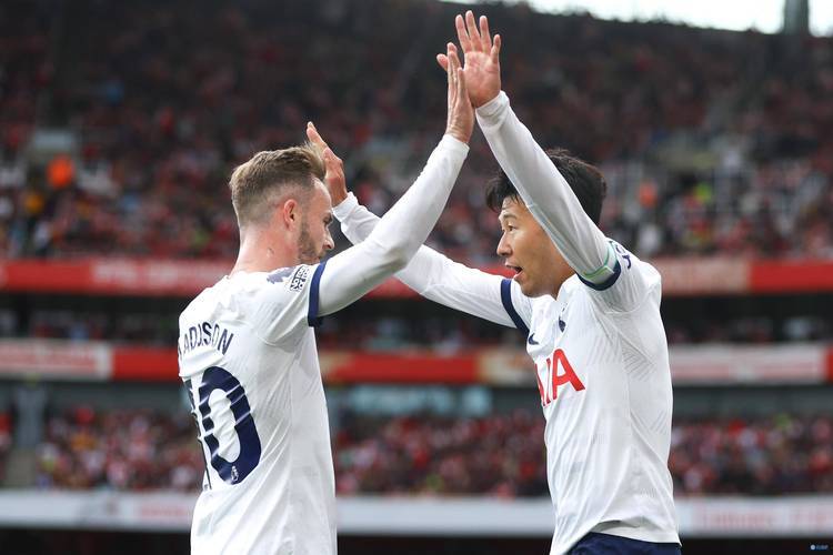 圣埃蒂安主场逆袭,豪取宝贵三分 圣埃蒂安主场逆袭,豪取宝贵三分