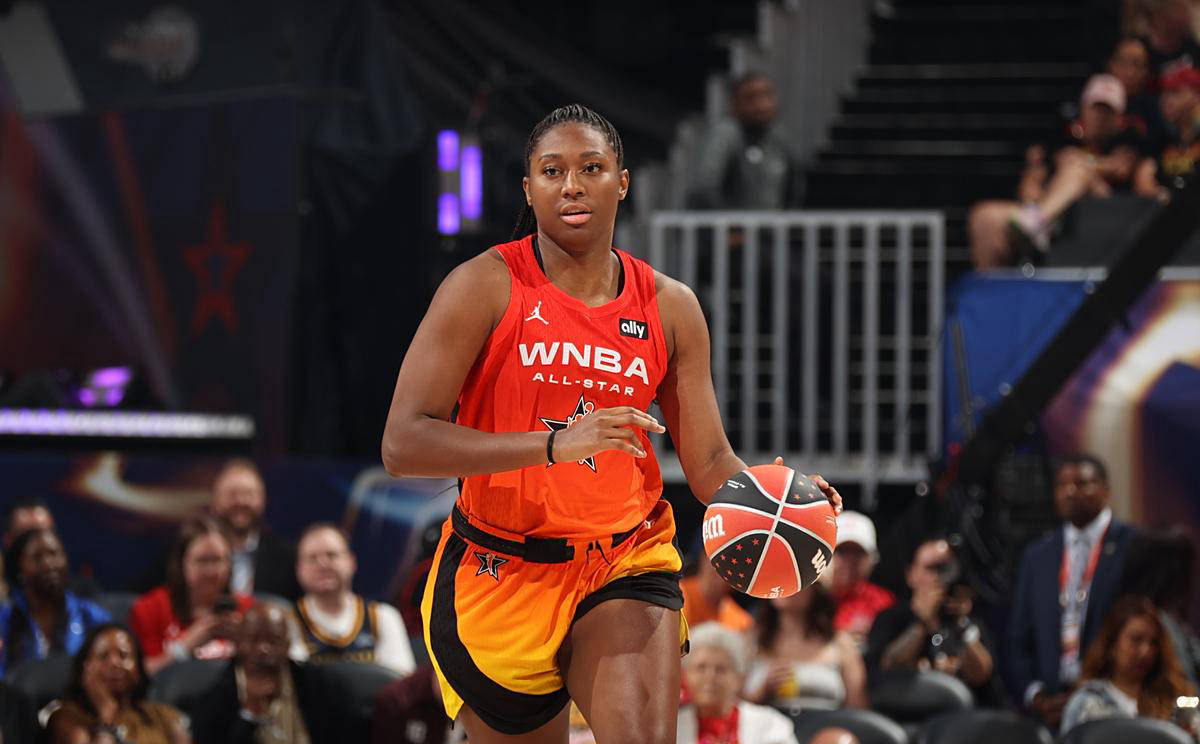 太阳队实力强大,战胜对手晋级半决赛 太阳队实力强大,战胜对手晋级半决赛