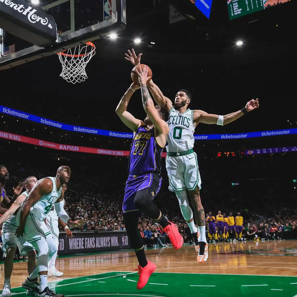 凯尔特人大胜湖人,技术统治比赛场面 凯尔特人大胜湖人,技术统治比赛场面