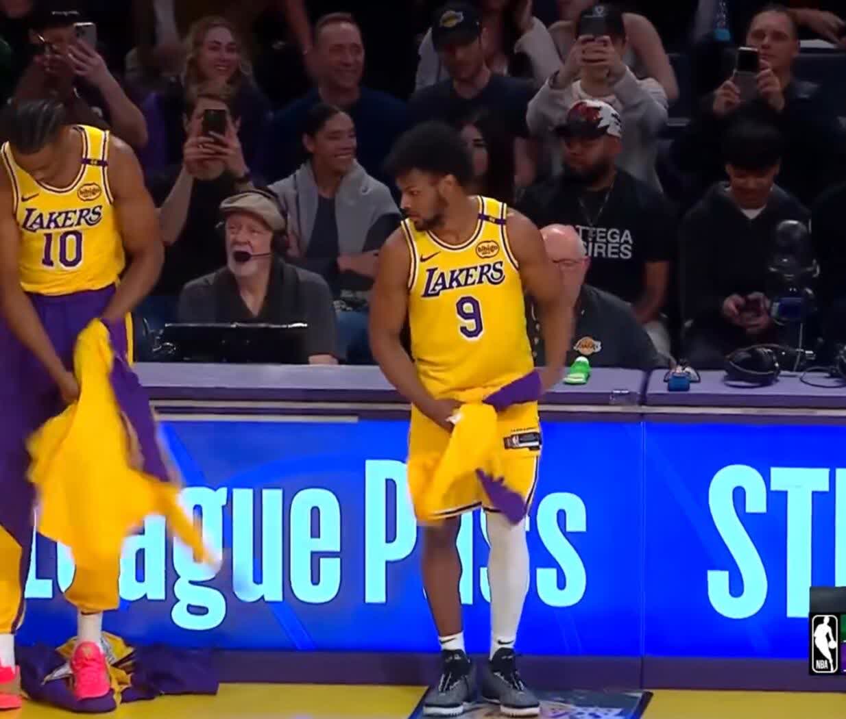 凯尔特人大胜湖人,技术统治比赛场面 凯尔特人大胜湖人,技术统治比赛场面