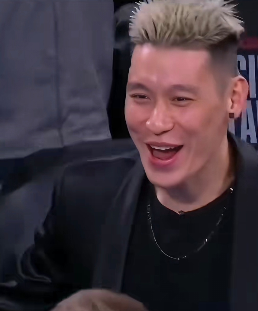 林书豪受伤情况稳定,球队气氛乐观 林书豪受伤情况稳定,球队气氛乐观