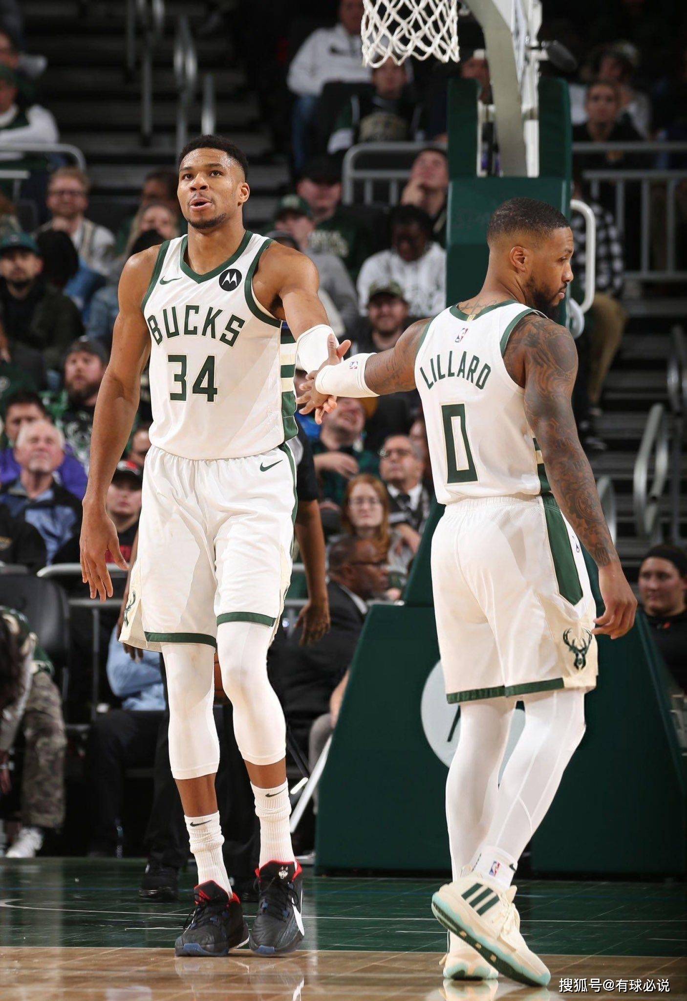 包含雄鹿力克对手,字母哥全面发挥助球队取胜的词条 包含雄鹿力克对手,字母哥全面发挥助球队取胜的词条