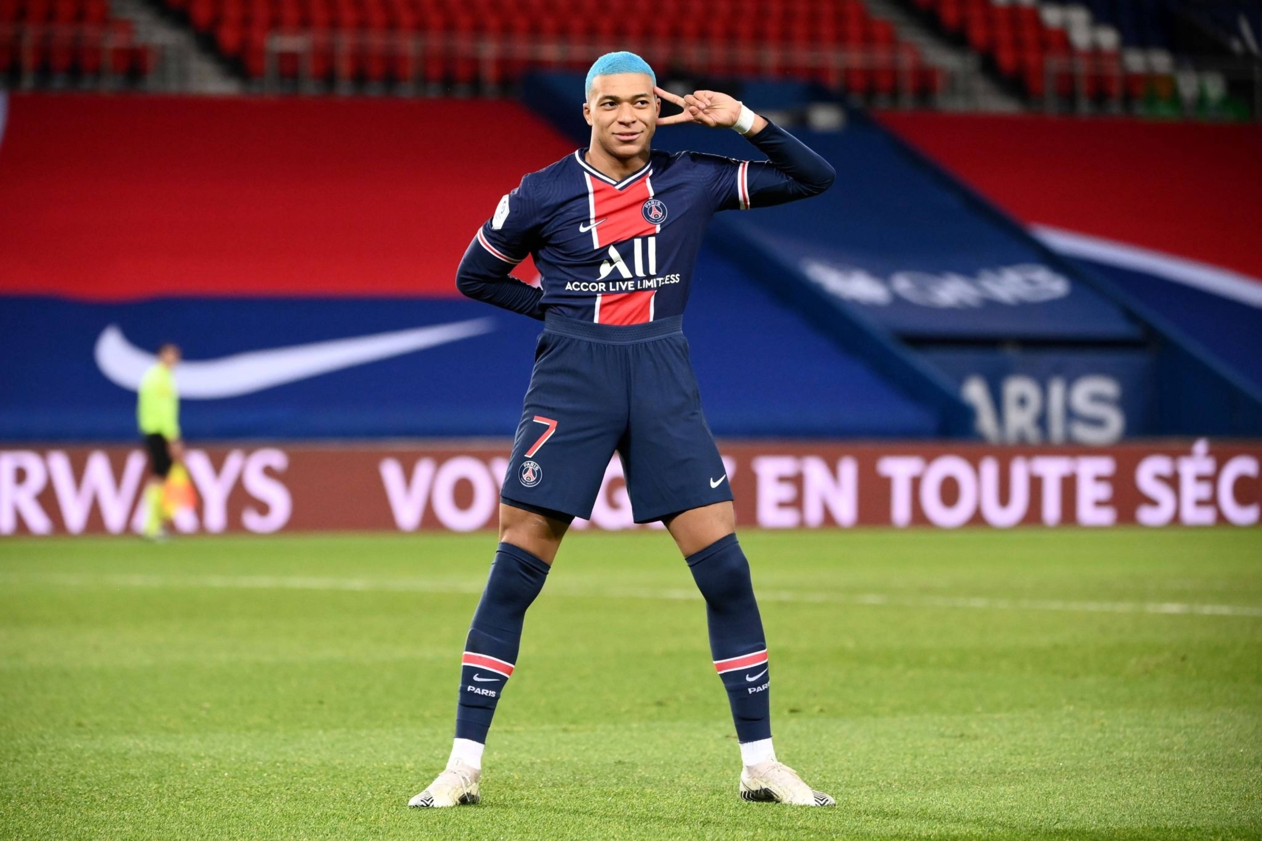 法国顶级联赛竞争白热化,升降级悬念难解 法国顶级联赛竞争白热化,升降级悬念难解