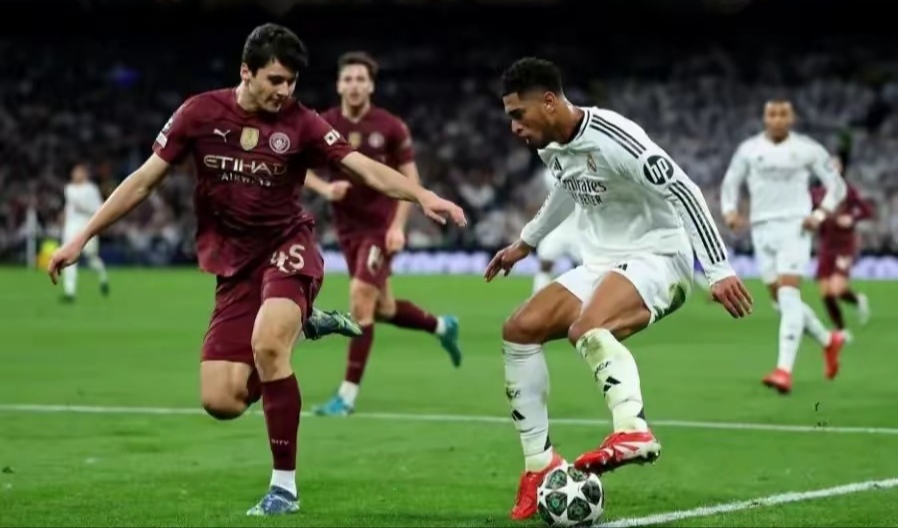 欧冠外围赛精彩不断,强队争夺晋级机会 欧冠外围赛精彩不断,强队争夺晋级机会