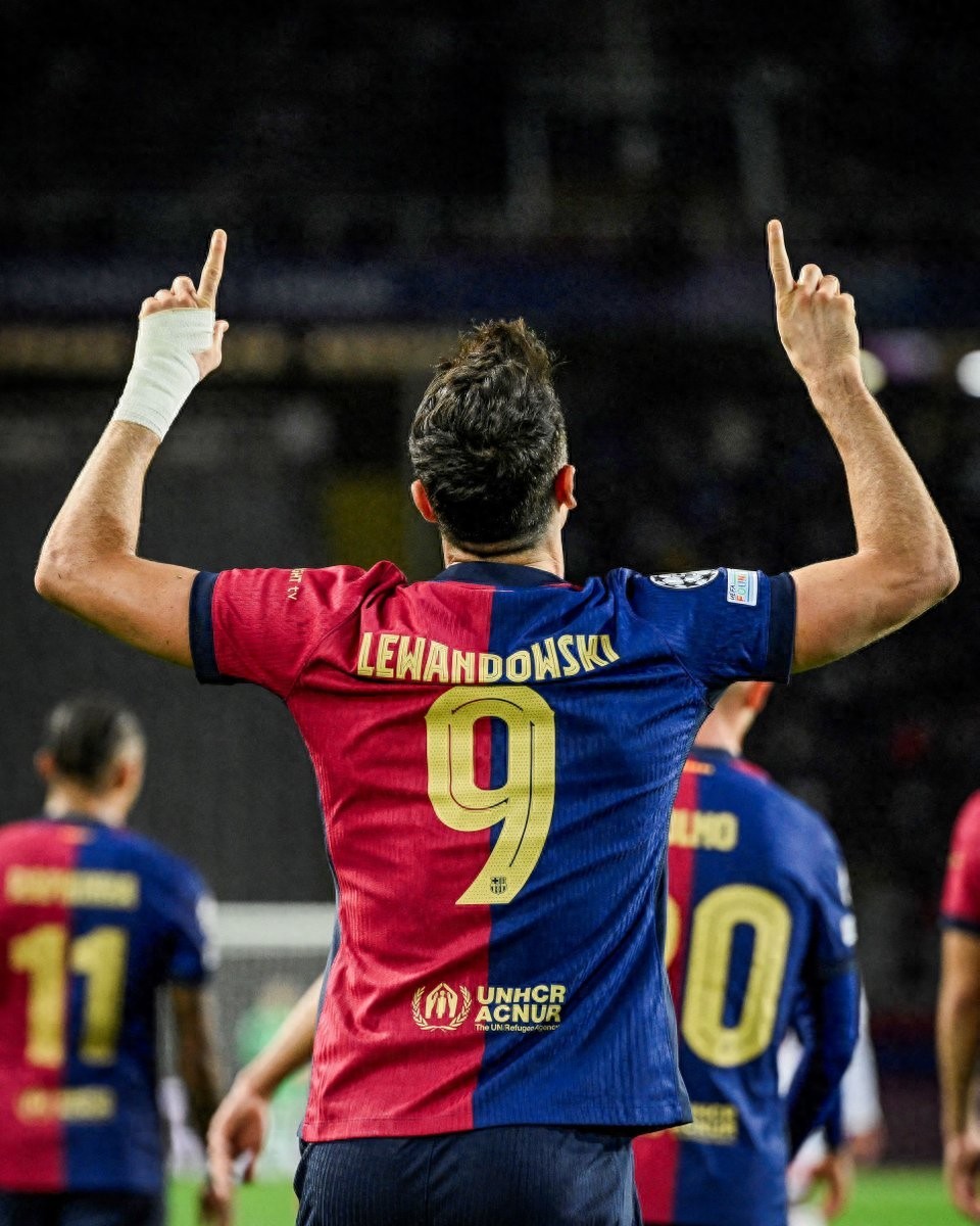 瓦伦西亚前锋踢丢点球,球队遭遇失利 瓦伦西亚前锋踢丢点球,球队遭遇失利