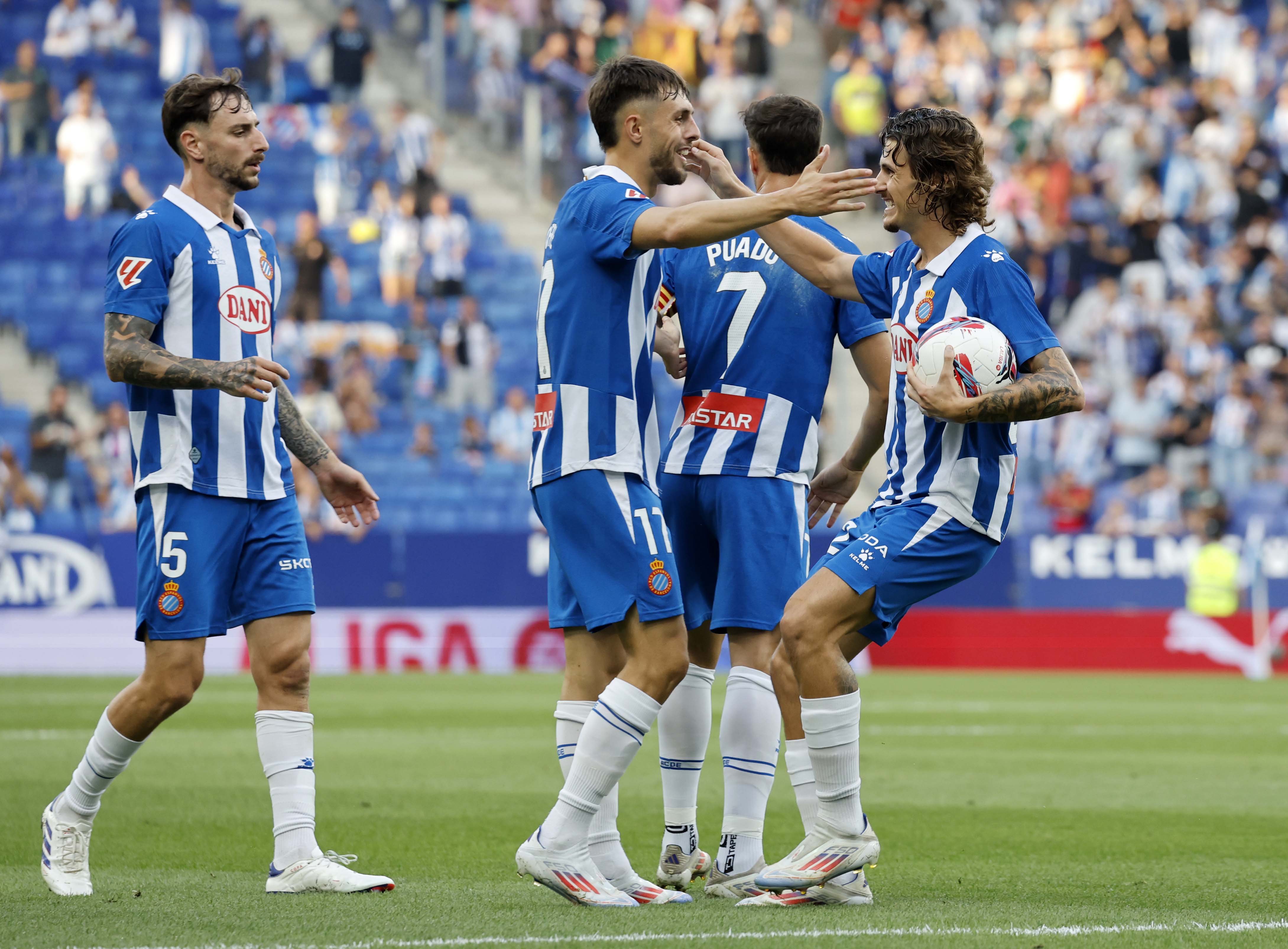 包含西班牙队闯入国际赛事决赛,实力备受瞩目!的词条 包含西班牙队闯入国际赛事决赛,实力备受瞩目!的词条