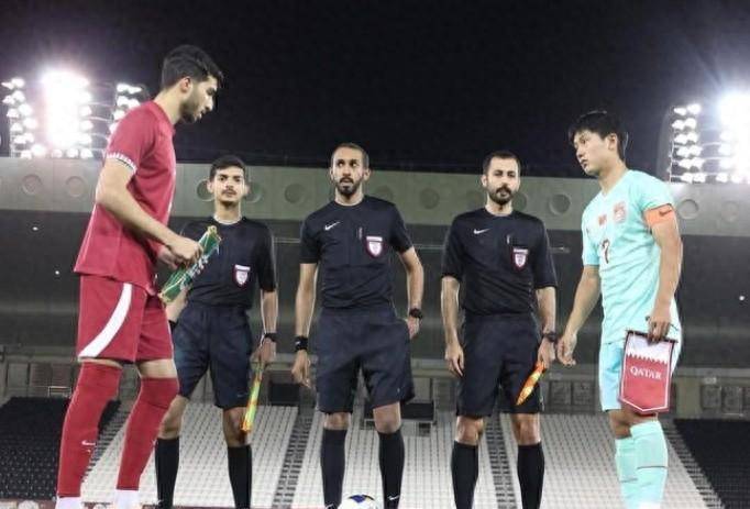 汉堡队击败强敌，士气大增向前进