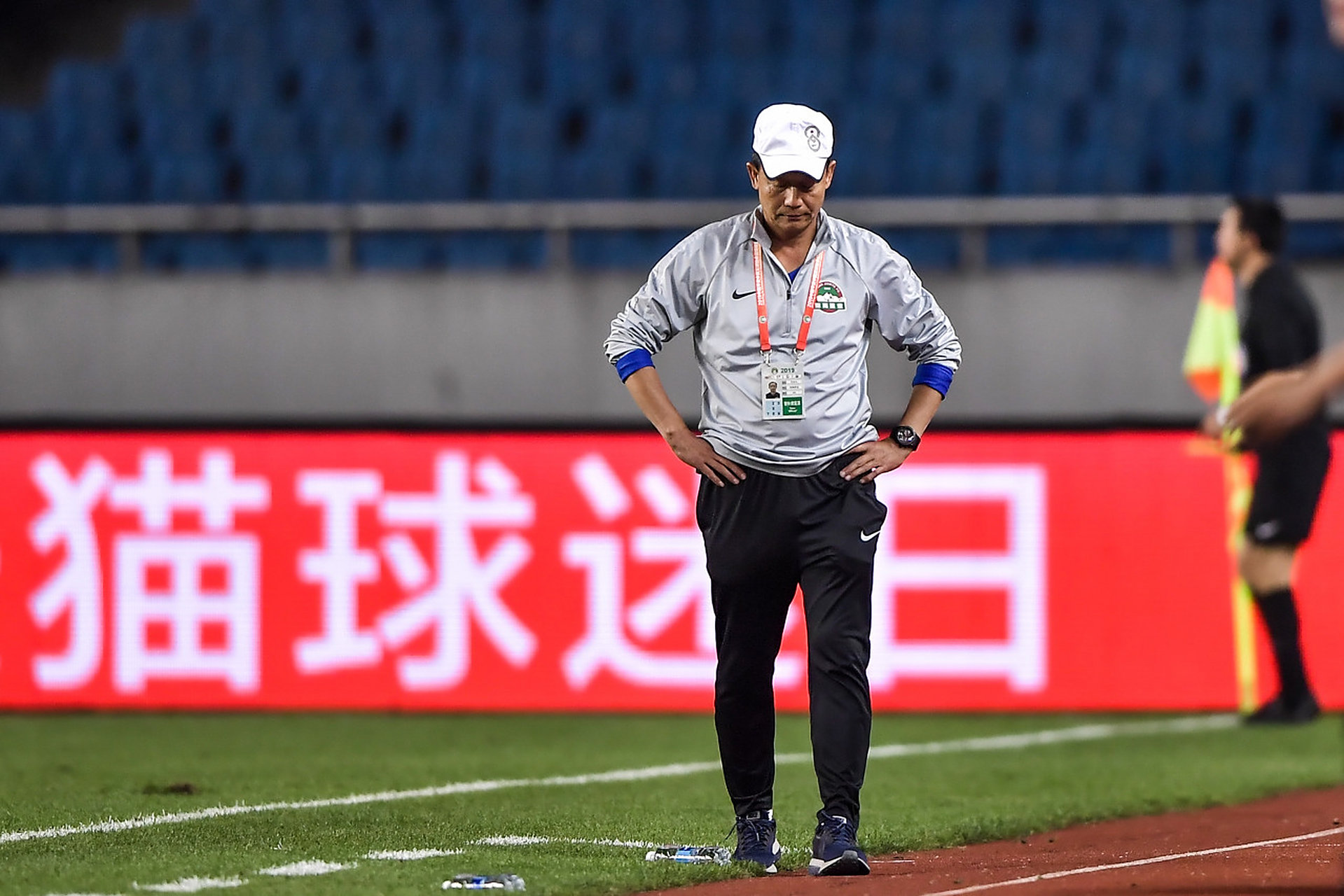 深圳佳兆业客场遭遇失利,保级形势严峻 深圳佳兆业客场遭遇失利,保级形势严峻