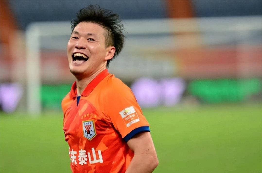 开云平台-山东鲁能备战艰苦，坚持努力