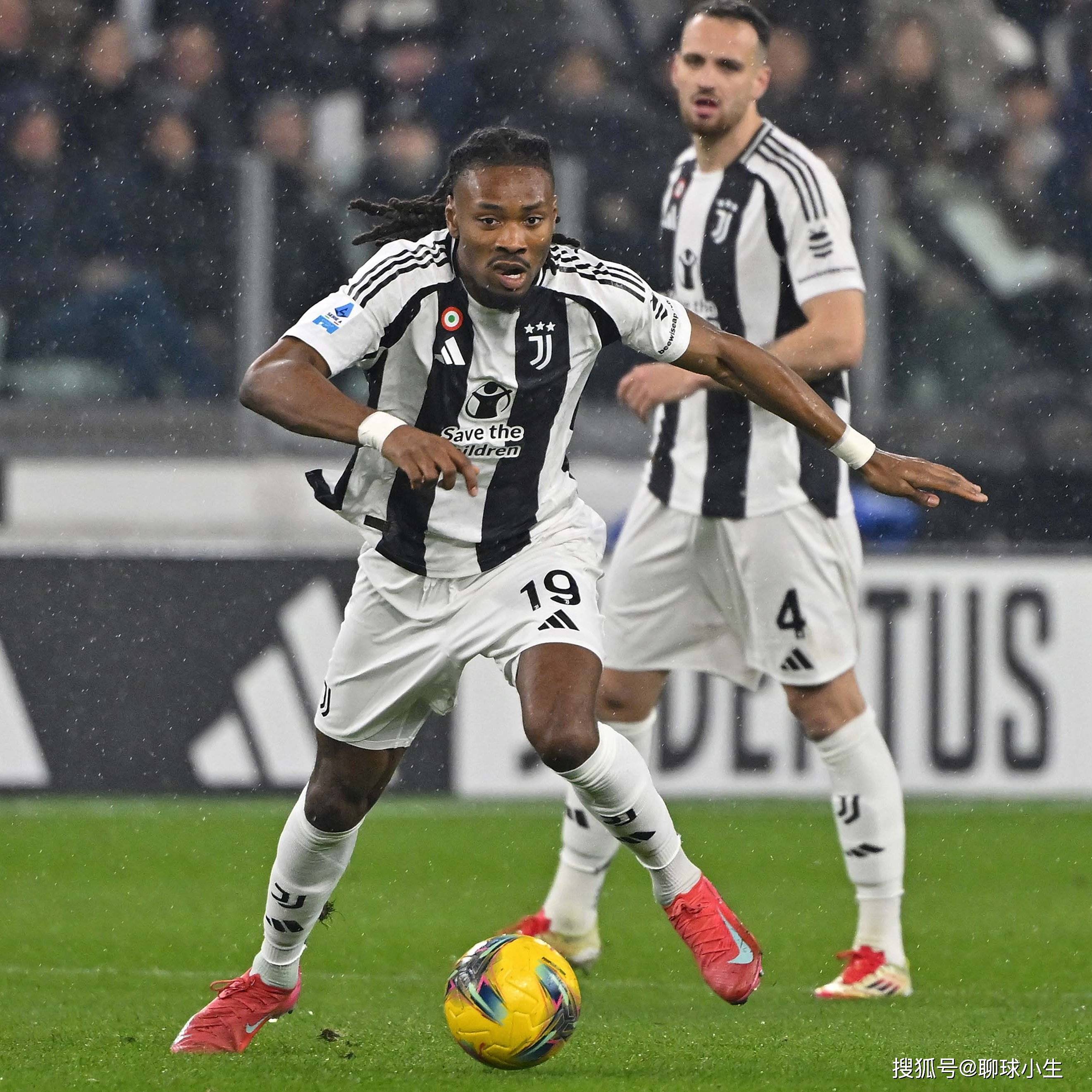 尤文图斯主场失利,晋级淘汰赛前景不明 尤文图斯主场失利,晋级淘汰赛前景不明