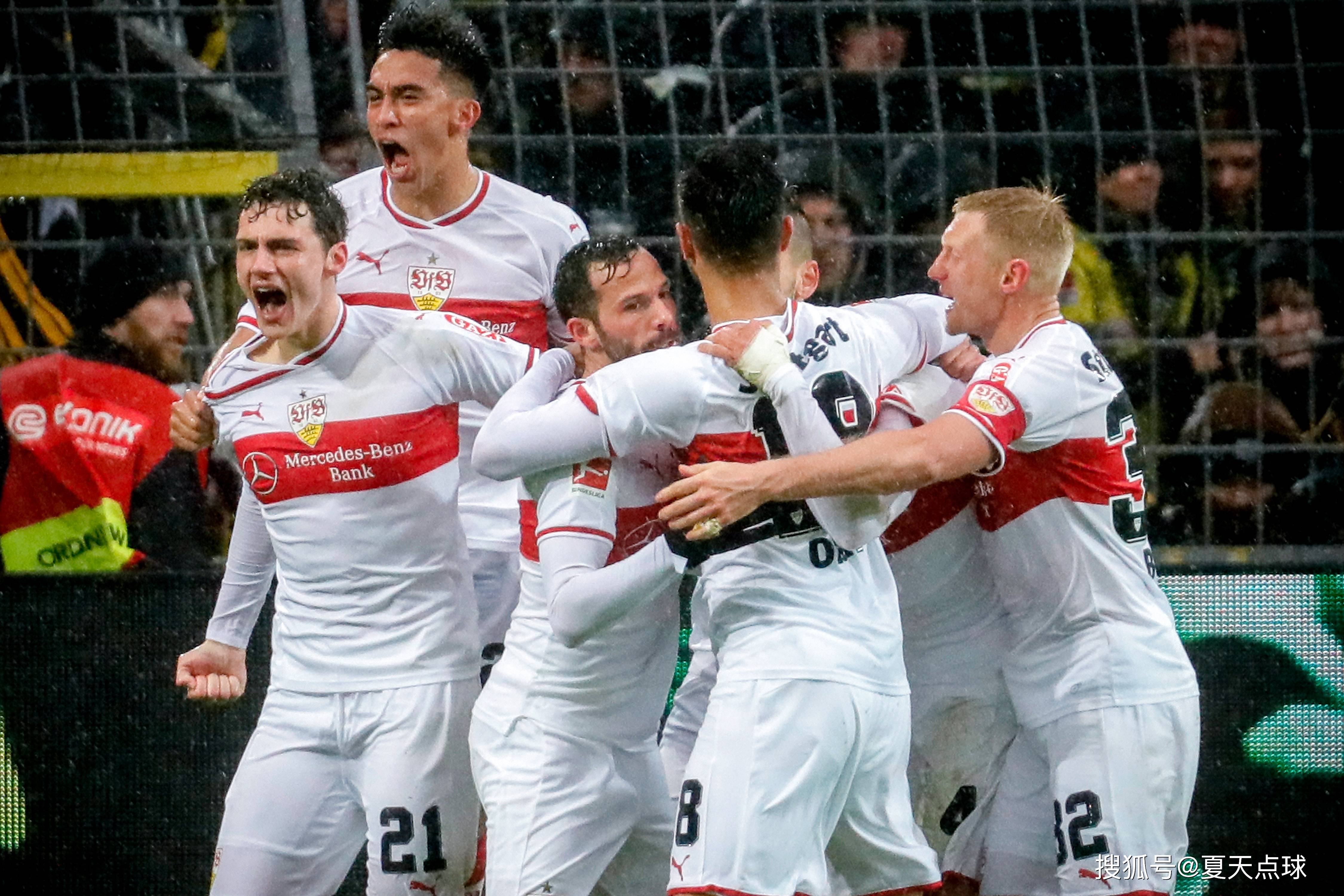 包含非洲俱乐部杯：大陆豪门实力对决的词条