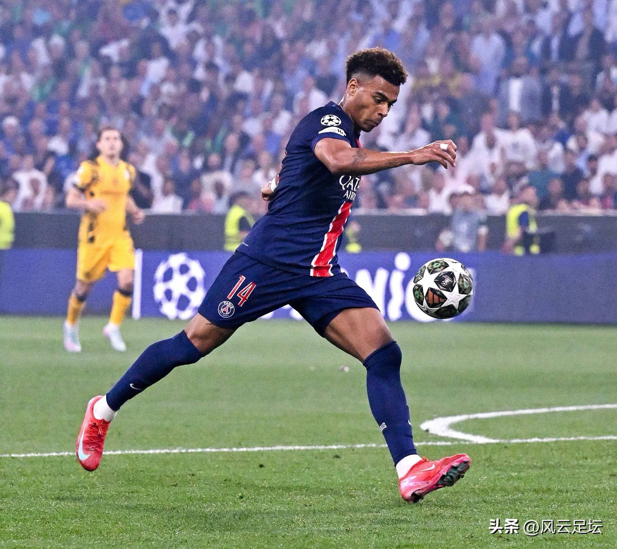 巴黎成功打入欧冠半决赛,冲击冠军 巴黎成功打入欧冠半决赛,冲击冠军