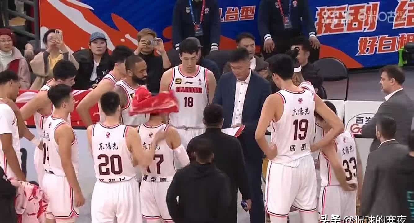 上海男篮成功逆转，取得惊人胜绩