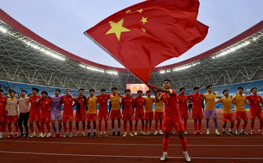 湖北队在比赛中强势发挥，充满活力夺胜的简单介绍