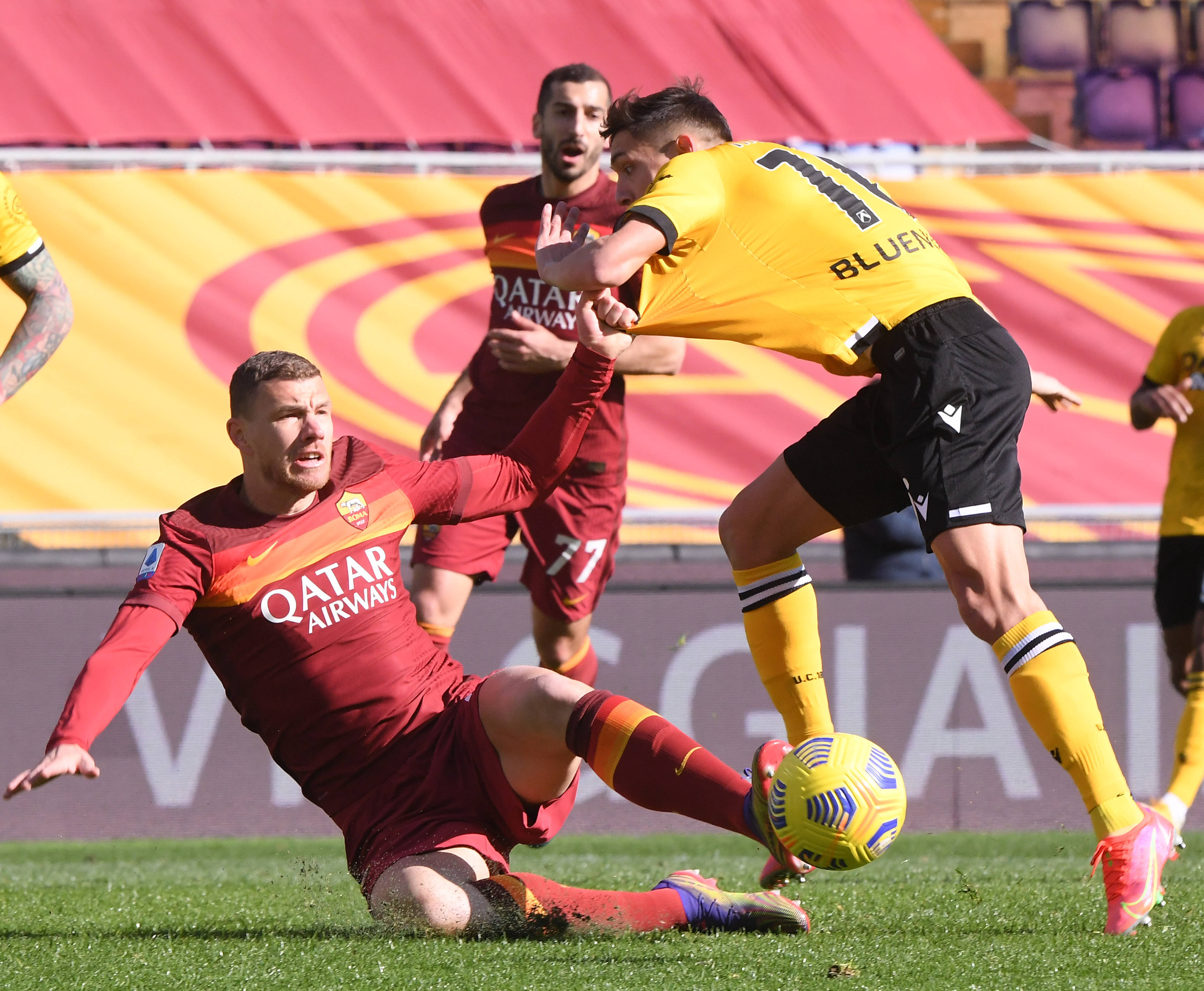 乌迪内斯主场击败帕尔马,获得三分 乌迪内斯主场击败帕尔马,获得三分