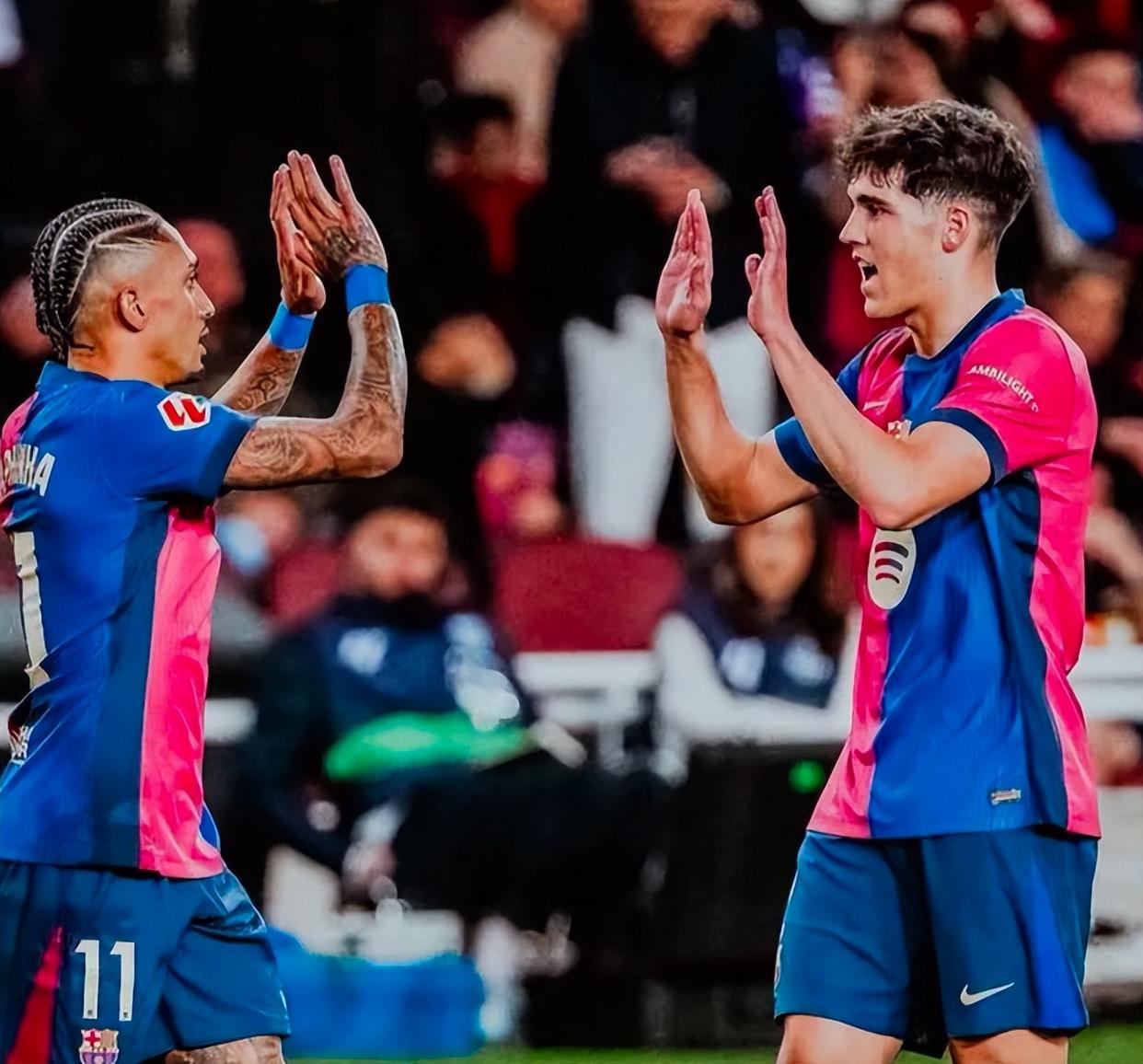 关于欧洲球场上的豪门对决,刀光剑影的信息 关于欧洲球场上的豪门对决,刀光剑影的信息