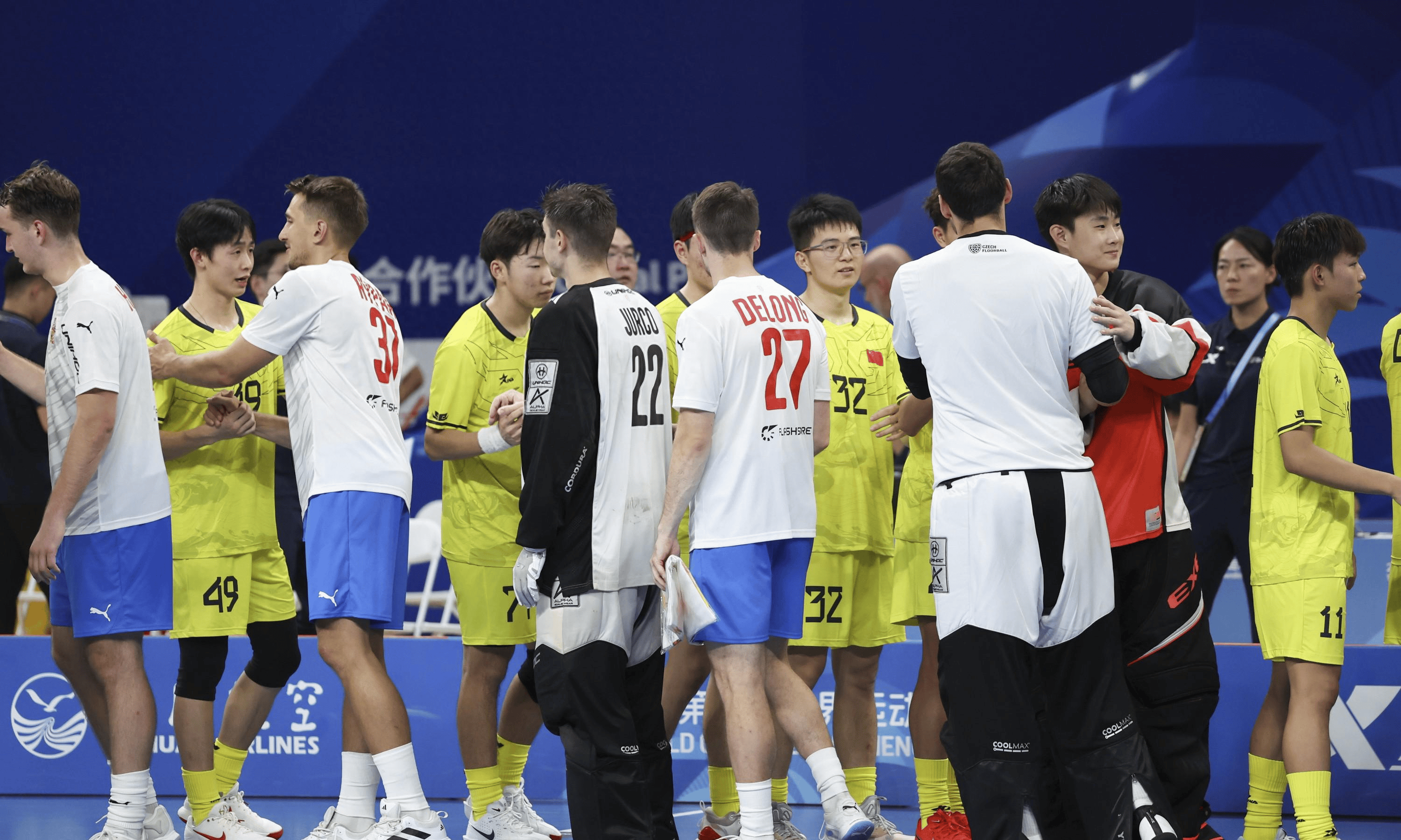 捷克国家队球员备战国际比赛，展现团队力量的简单介绍