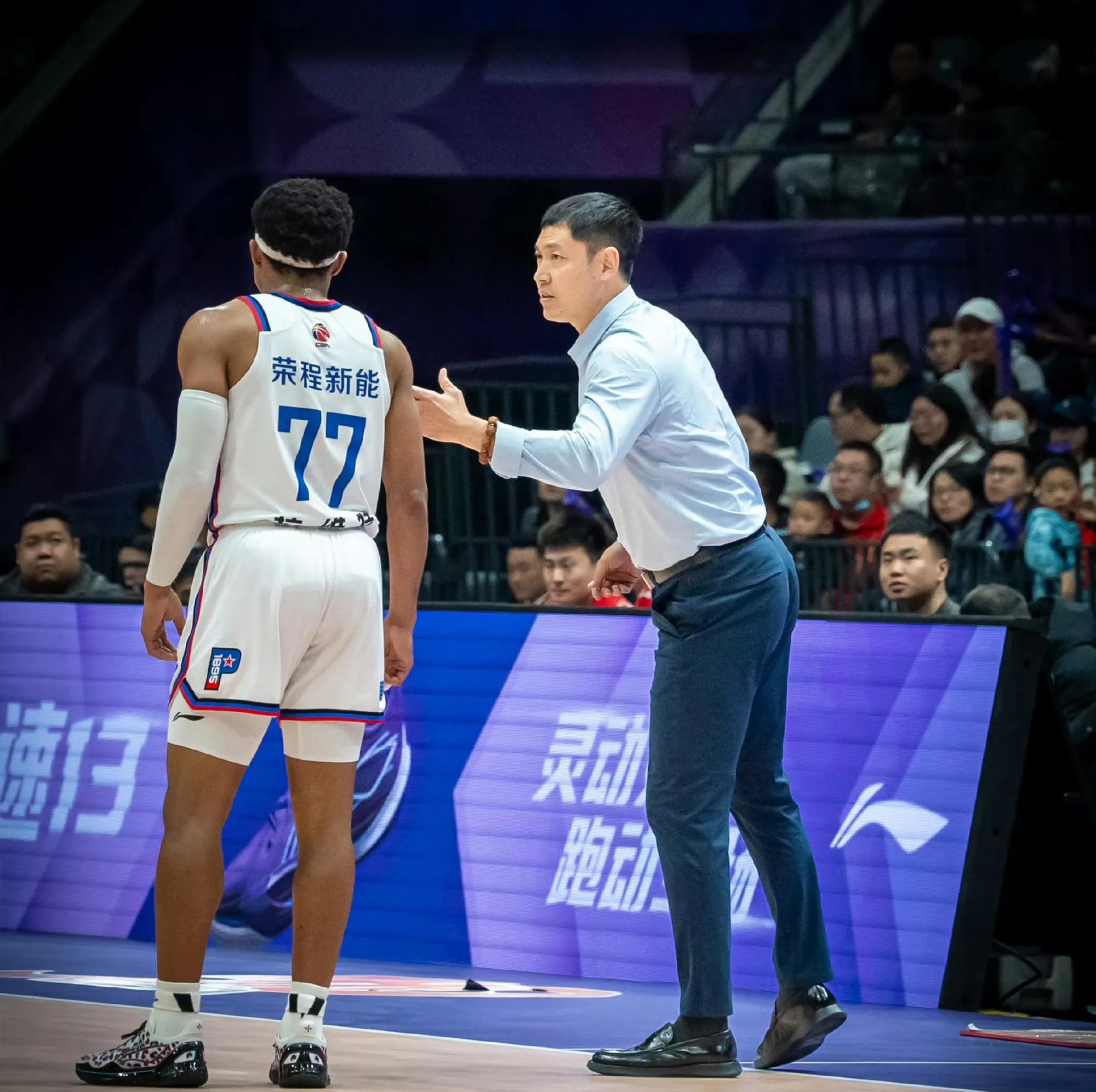 辽宁沈阳开场打入进球,带领球队士气大增! 辽宁沈阳开场打入进球,带领球队士气大增!