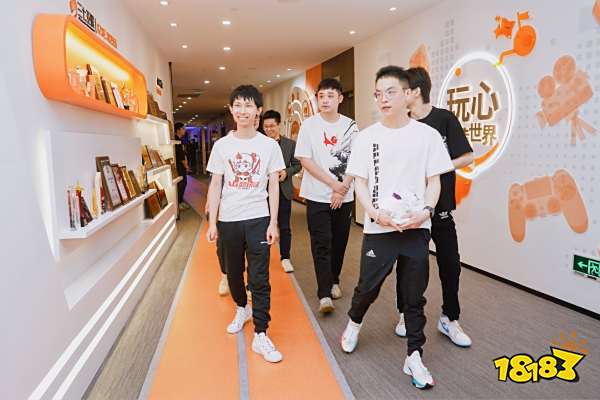 G2碾压BRO,Crisp打出惊人五杀鏖战多局成都决赛之夜,留下经典瞬间 G2碾压BRO,Crisp打出惊人五杀鏖战多局成都决赛之夜,留下经典瞬间