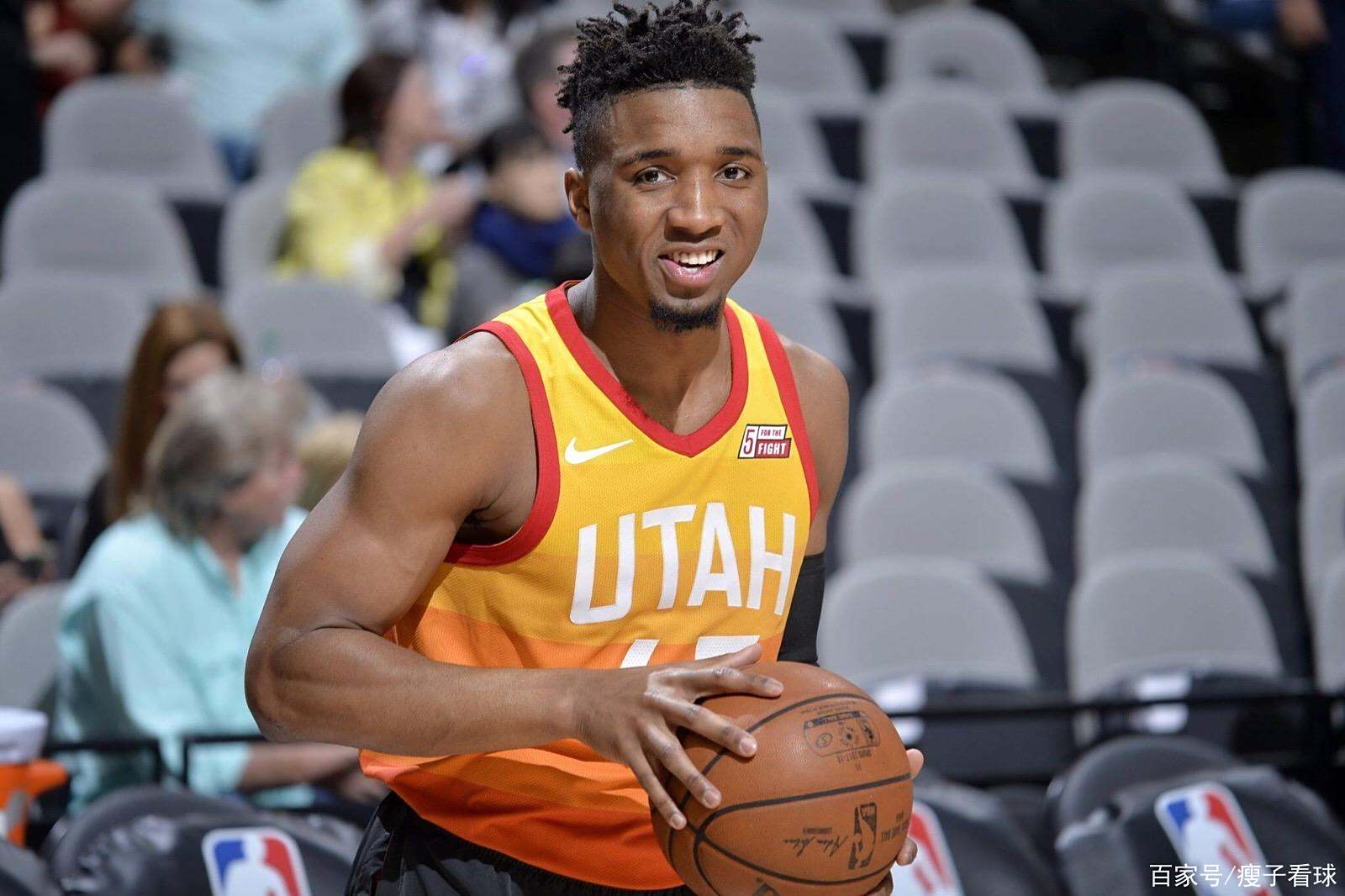 开云体育app-爵士连胜10场，冲击西部榜首