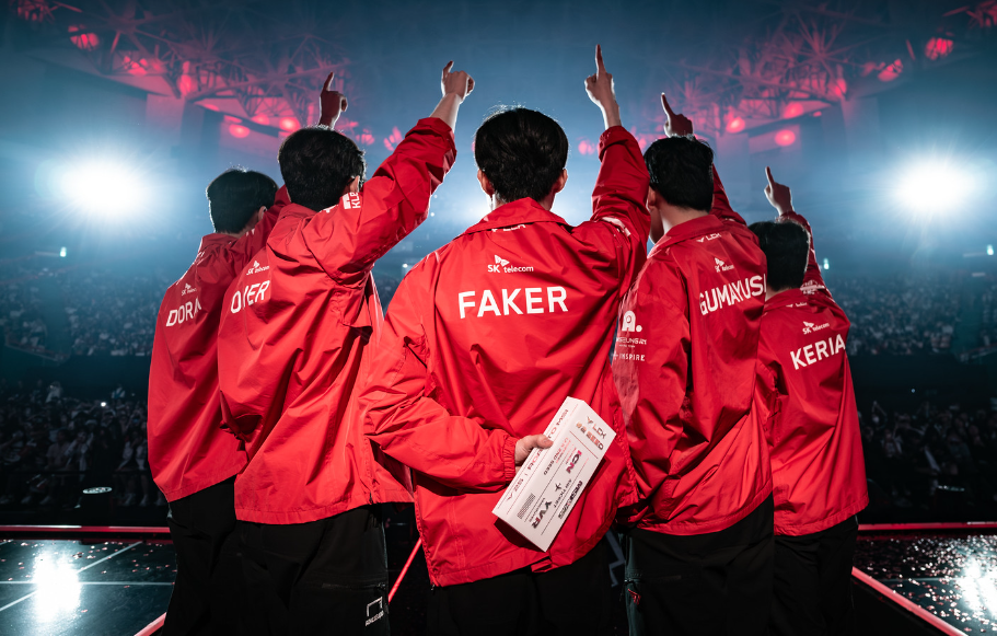 开云体育登录-EDG轻取BLG，Keria操刀奇招英雄翻盘顶尖较量小组赛，点燃全场激情的简单介绍