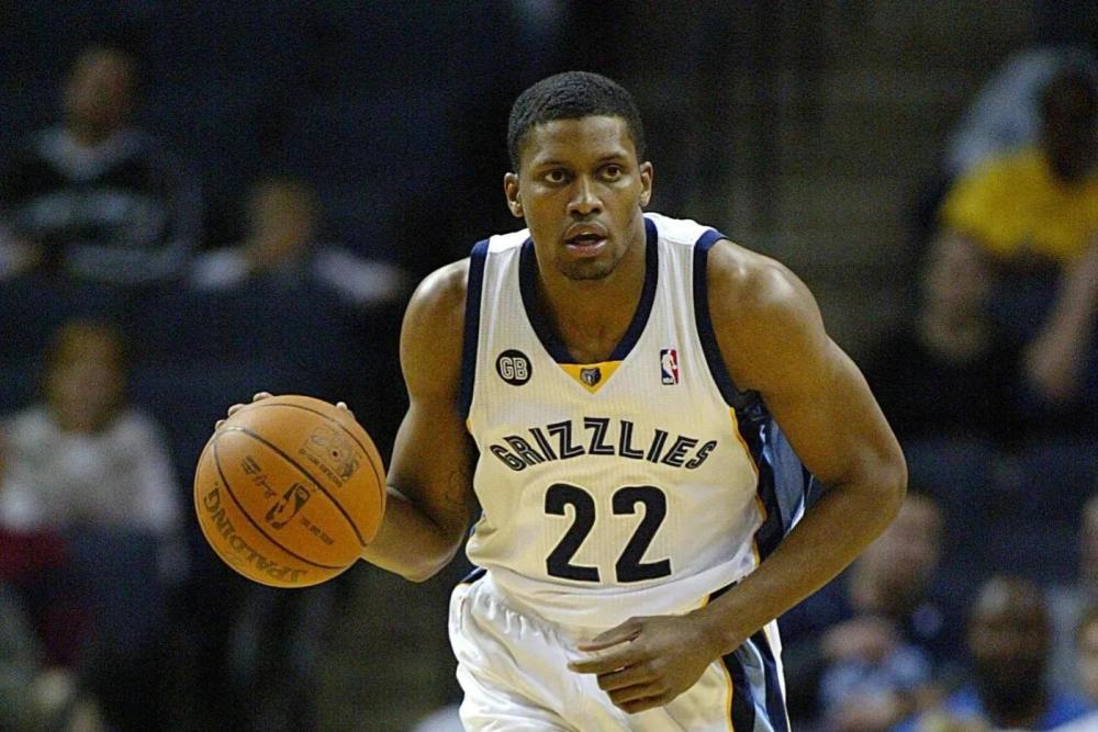 开云平台-灰熊队官方宣布续约麦库德莫尔