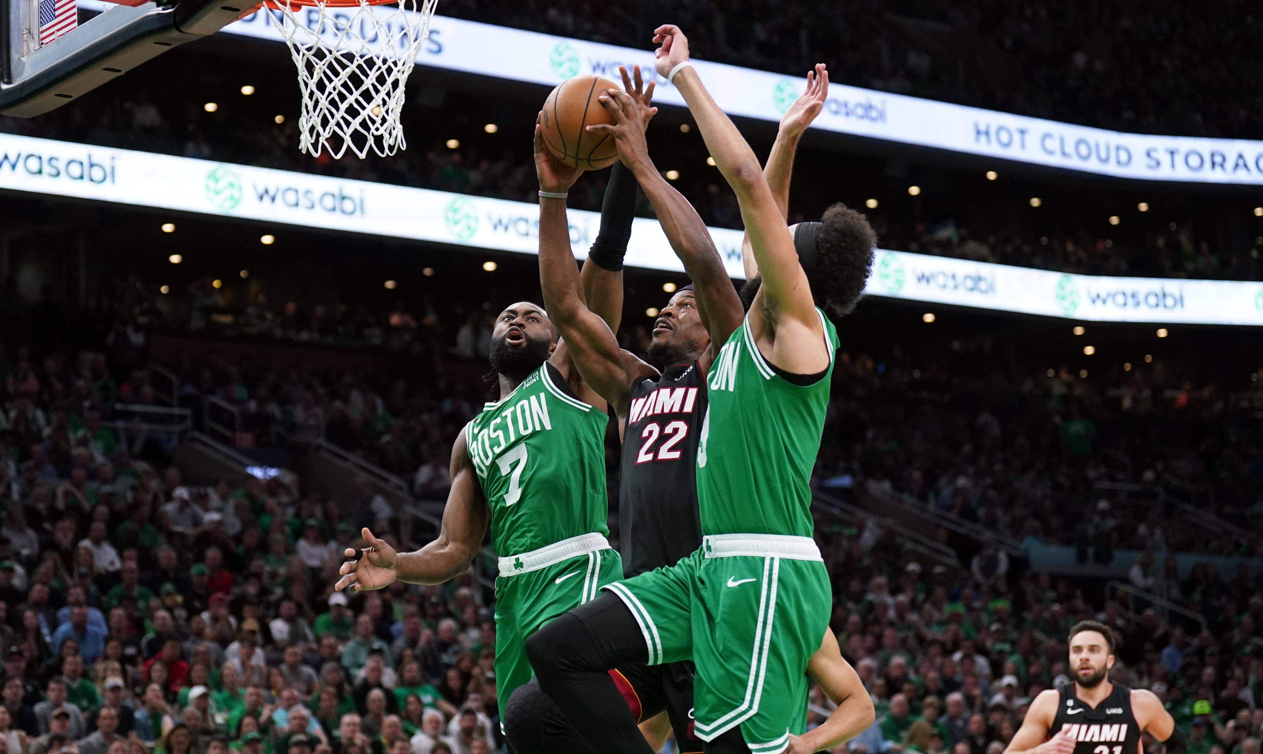 灰熊队连胜热火，杰克逊砍下全场最高分