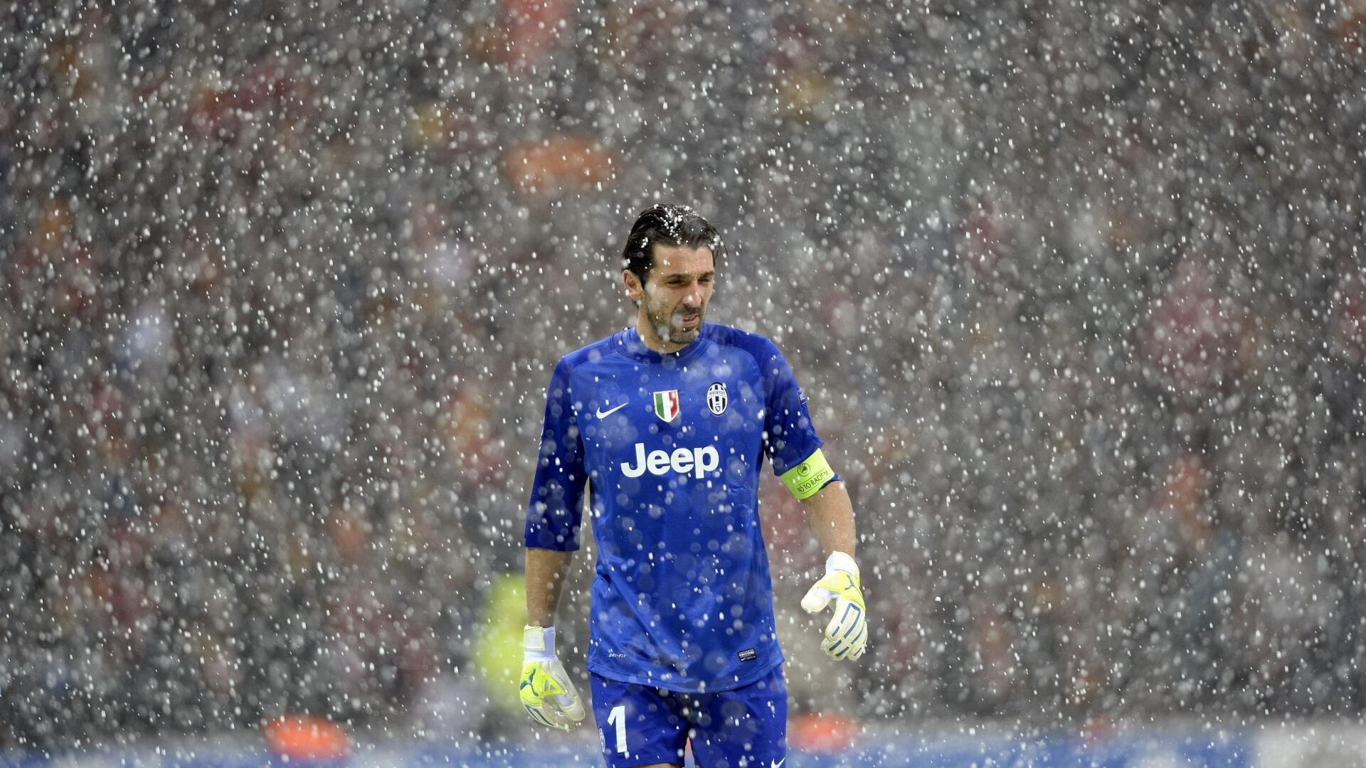 绿茵指挥官，基耶萨的节奏风暴，引领瑞典不可逆淘汰奥地利